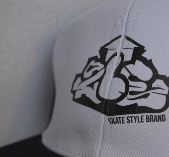 Čepice trucker ZLE! - white/black